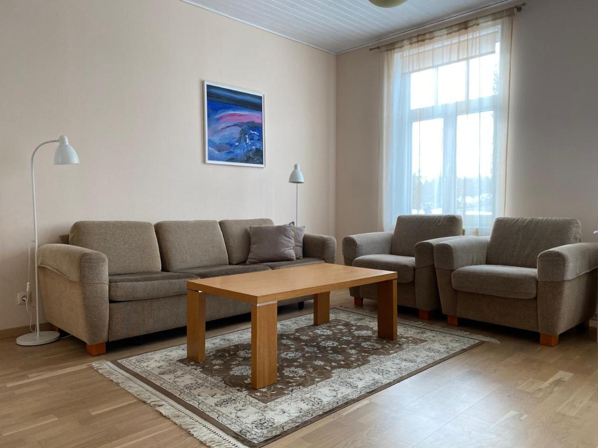 Posti Guest Apartment Хаапсалу Экстерьер фото